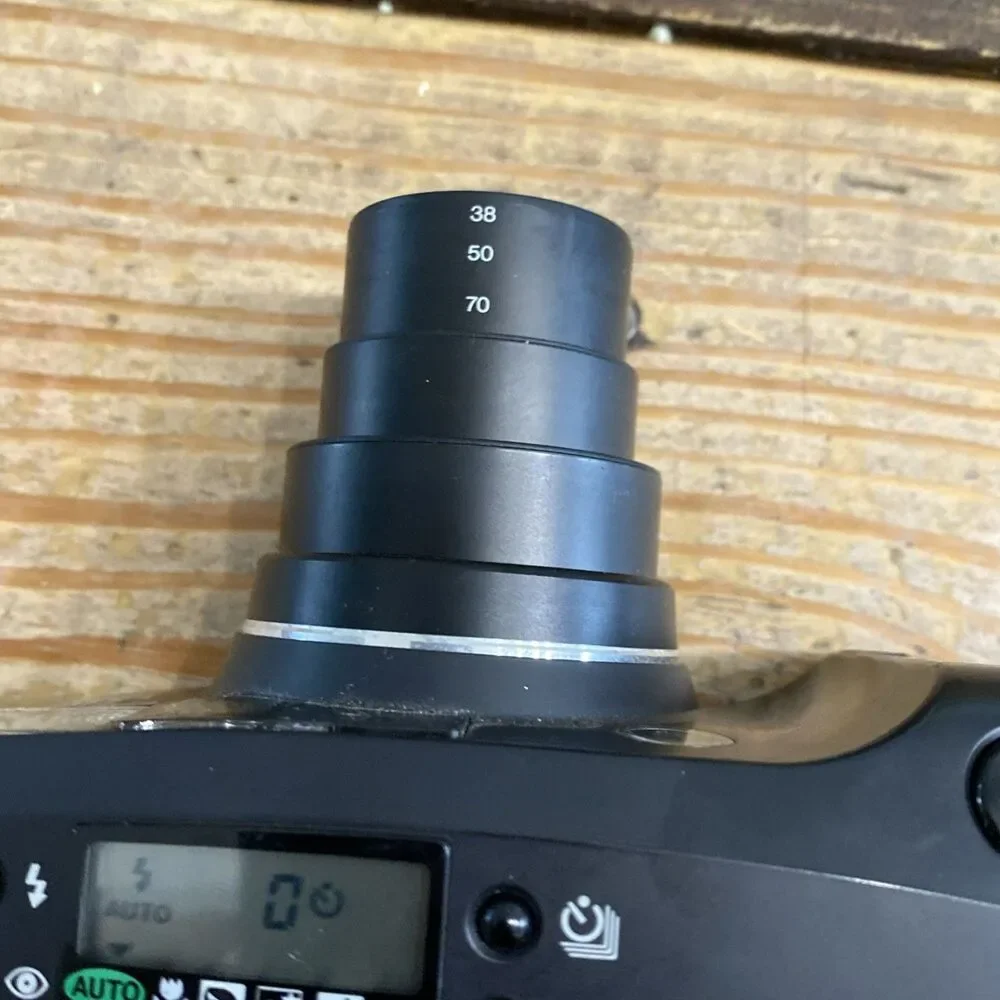 Minolta Freedom Zoom 135EX Date 35mm Film - 38-135mm Macro - Read